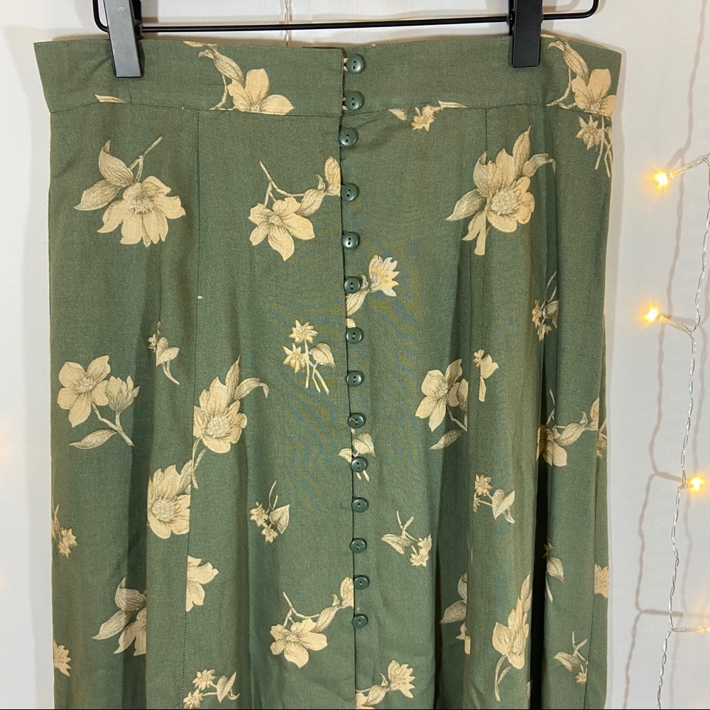 Midi silk skirt